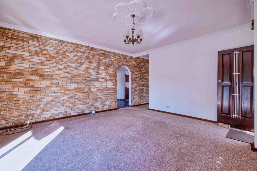 3 Bedroom Property for Sale in Parsonsvlei Eastern Cape